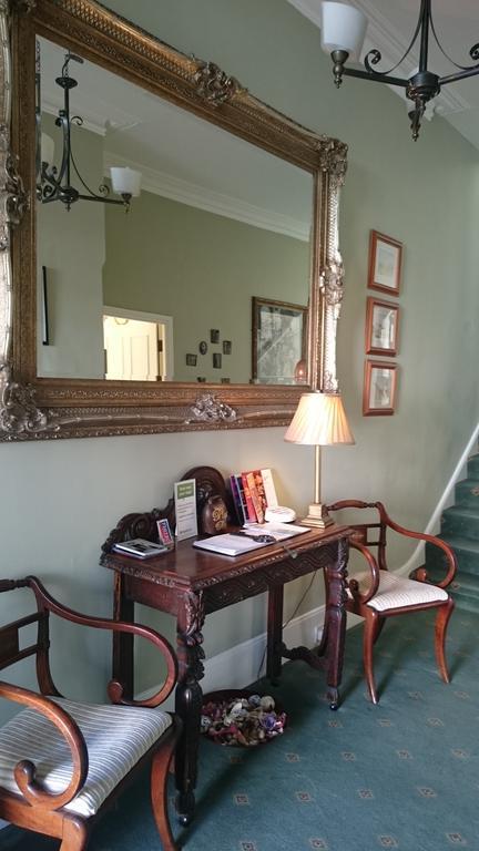 17 Wilmington Square Bed & Breakfast Eastbourne Ngoại thất bức ảnh