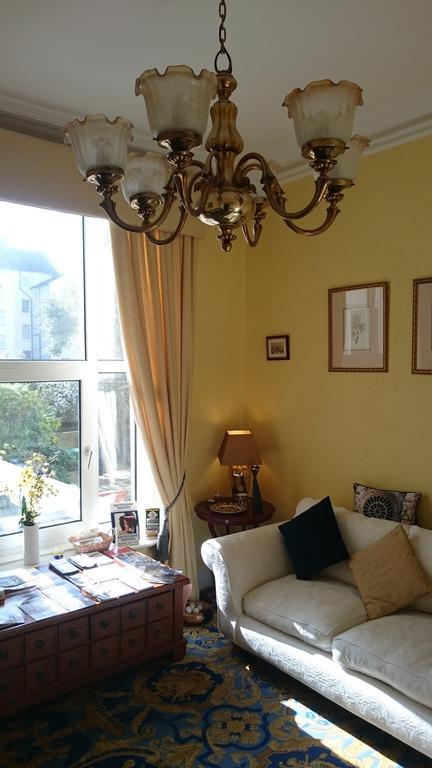 17 Wilmington Square Bed & Breakfast Eastbourne Ngoại thất bức ảnh
