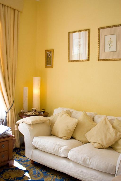 17 Wilmington Square Bed & Breakfast Eastbourne Ngoại thất bức ảnh