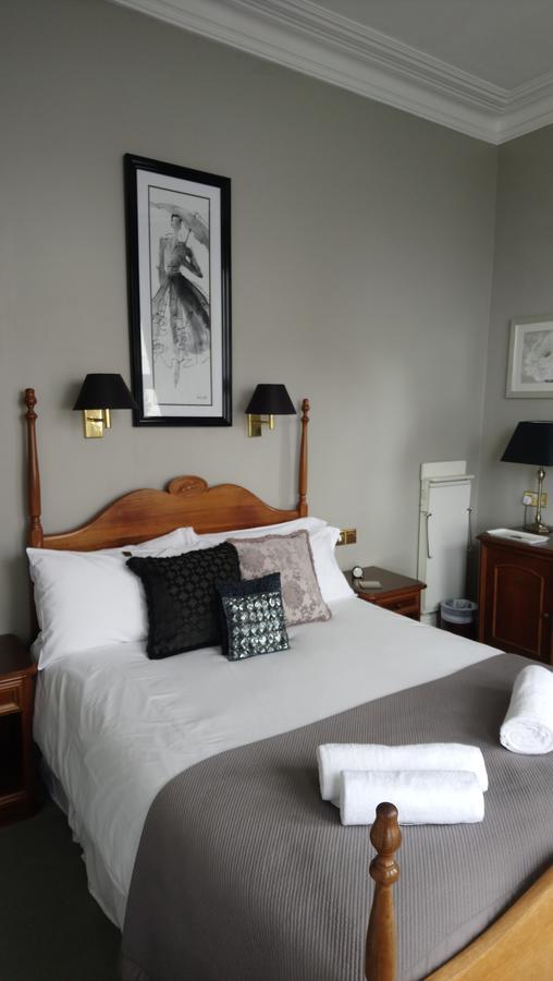 17 Wilmington Square Bed & Breakfast Eastbourne Ngoại thất bức ảnh